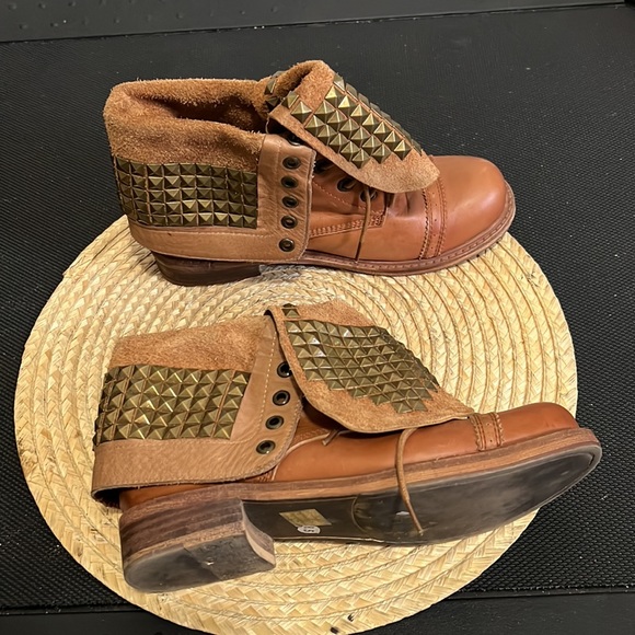 ZIGI Girl Funky Western Fold Over Leather Combat Boots Size 8.5 - Picture 11 of 16